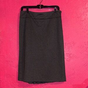 Vintage Garfield & Marks grey black academia houndstooth pencil skirt. Size 10